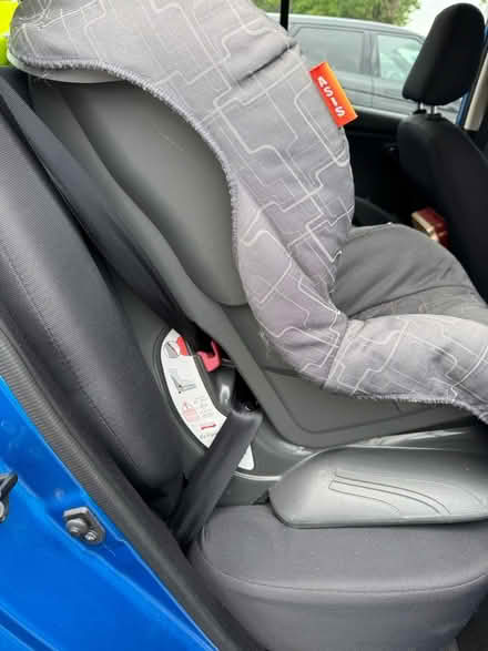 Photo of free Britax Asis recliner car seat (Thatcham) #3