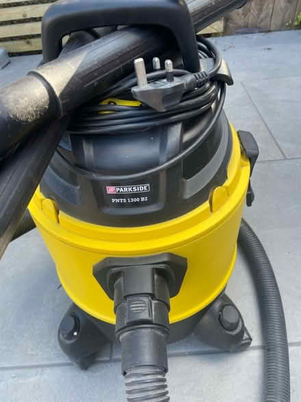 Photo of free Wet n Dry Vacuum Cleaner (Aspull Moor WN2) #1