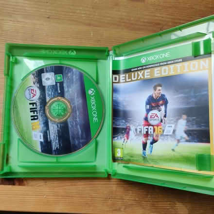 Photo of free XBox One Game - FIFA 16 (Knighton LE2) #2