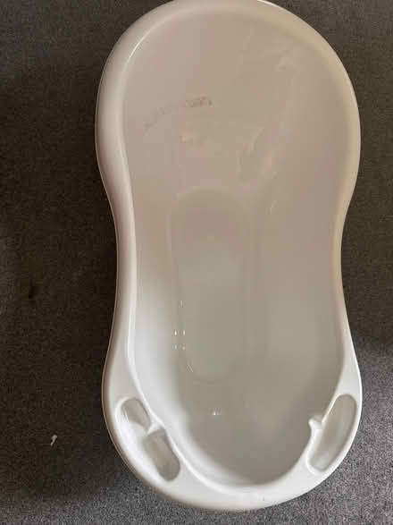Photo of free Baby bath (Nuneaton CV11) #1