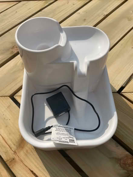 Photo of free Cat water fountain (OX44 nuneham) #1