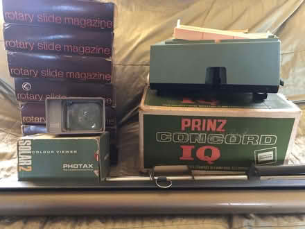 Photo of free Slide Projector and cassettes (Frampton on severn) #1