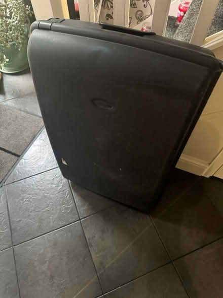 Photo of free Carlton hard shell suitcase (Pin Green SG1) #2