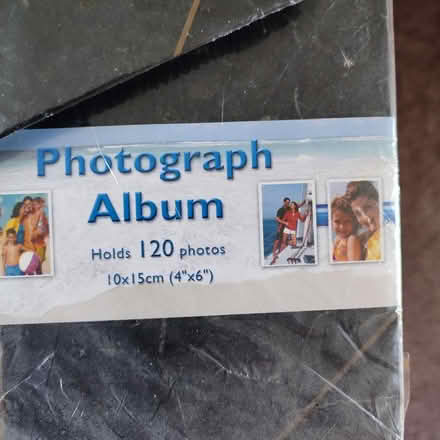 Photo of free 3 photo albums unused (Knowle FY2) #2