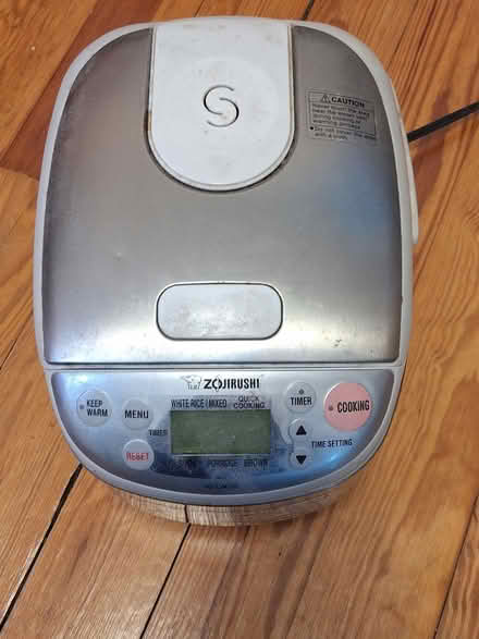 Photo of free small rice cooker (Davis/Teele Square area) #2