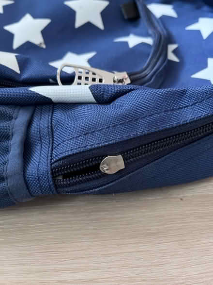 Photo of free Small kids broken zip Backpack (Grafton area Cambridge CB1) #3