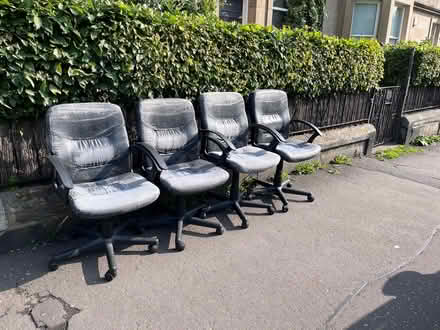 Photo of free Desk, chairs& hangers,etc (Marchmont EH9) #4