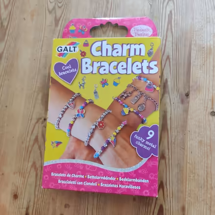 Photo of free Kids Make Your Own Charm Bracelet (Knighton LE2) #1