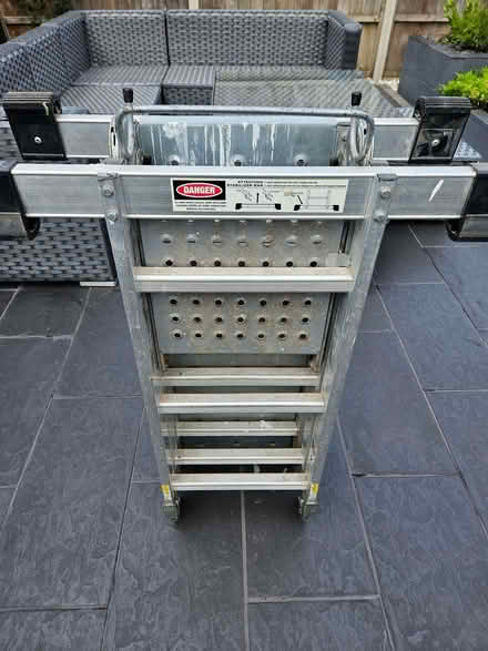 Photo of free Combination Platform Ladder (Freshbrook SN5) #3
