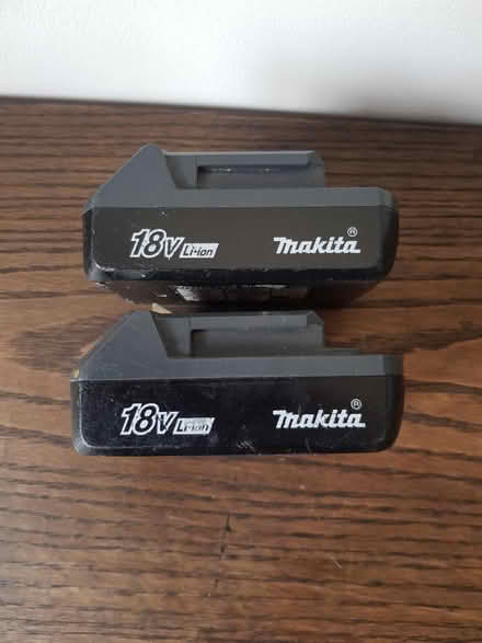 Photo of free Makita 18V batteries - parta only (BA1) #2