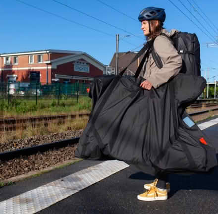 Photo of Bike transport bag/cover (Byfleet KT14) #1