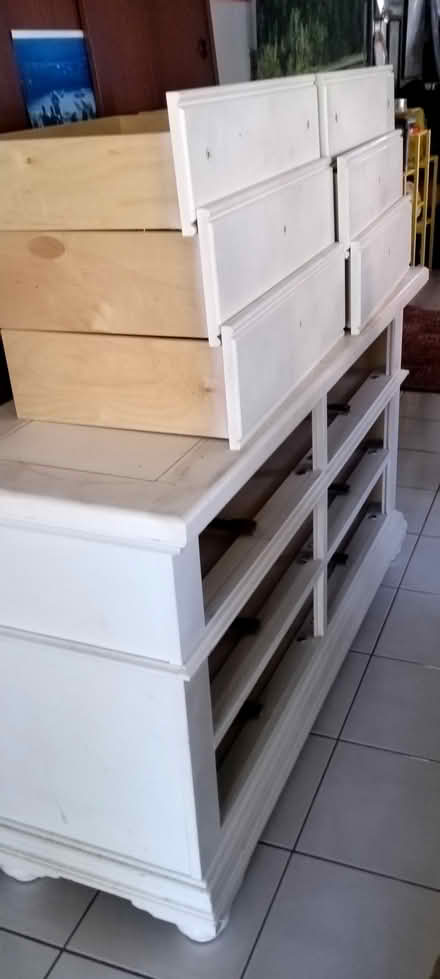 Photo of free Broyhill Dresser (East Trail Naples FL 34113) #3