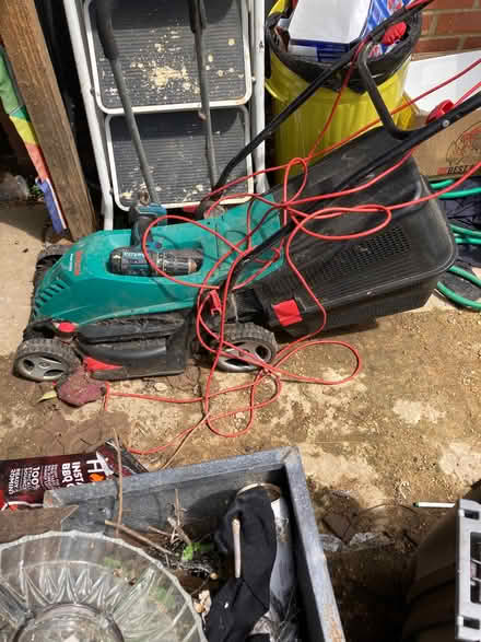 Photo of free Broken lawnmower (Greater Leys OX4) #1