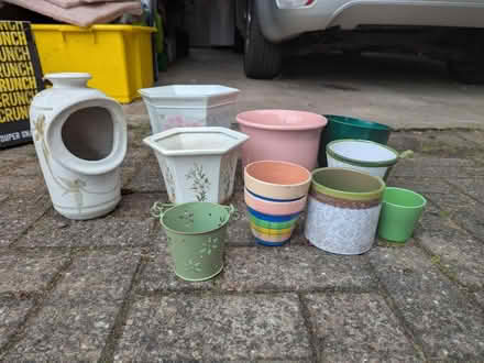 Photo of free Plant pots (various) (Blossomfield B91) #2