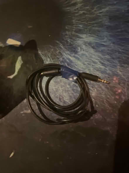 Photo of free Aux cable (KT33BL) #1