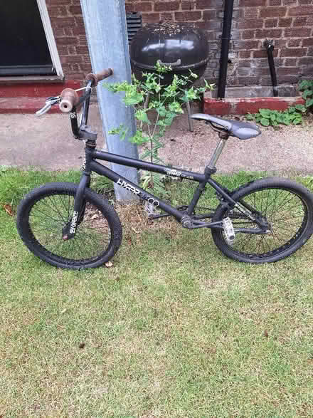 Photo of free BMX bike (Lion Gate TW9) #1