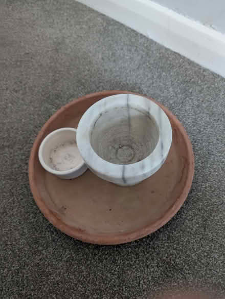 Photo of free Marble and Ceramic Pots, and a Clay Dish (London Rd, HW HP11) #2