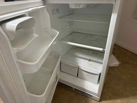 Photo of free refrigerator (anchorage downtown) #3