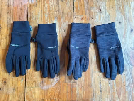 Photo of free winter hats/ gloves (Sunset park) #3