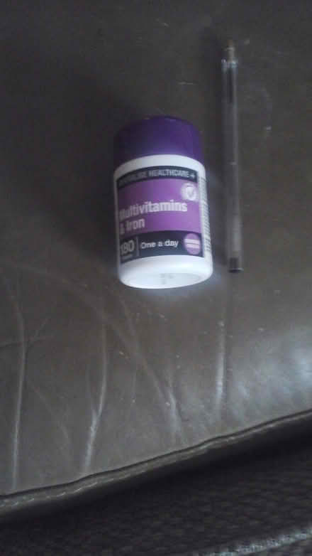 Photo of free Multivitamins & iron: been opened (Shawlands) #2