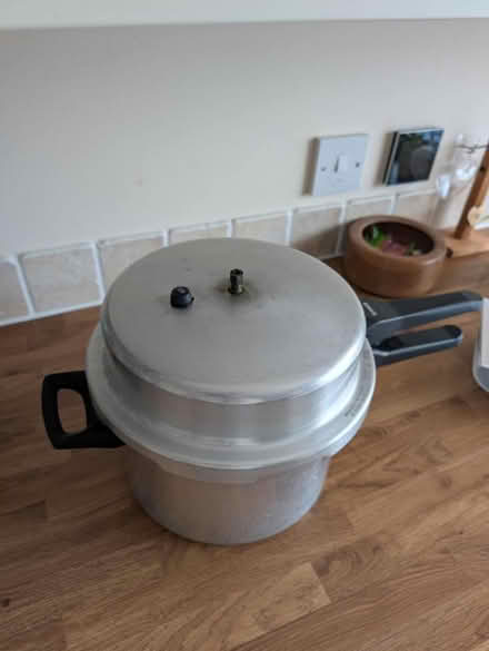 Photo of free Pressure cooker (Locking Castle BS22) #2