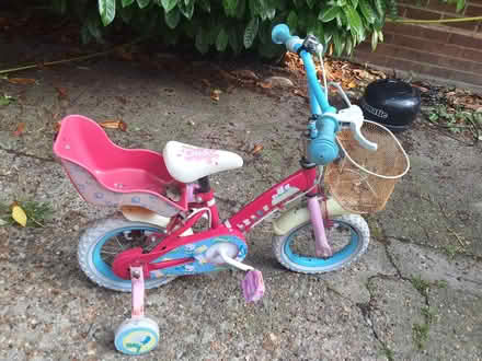 Photo of free Peppa pig bike age 3 (Horley RH6) #2