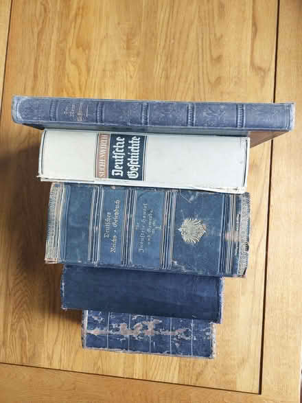 Photo of free box of vintage German-language books (Seven Dials BN1) #1