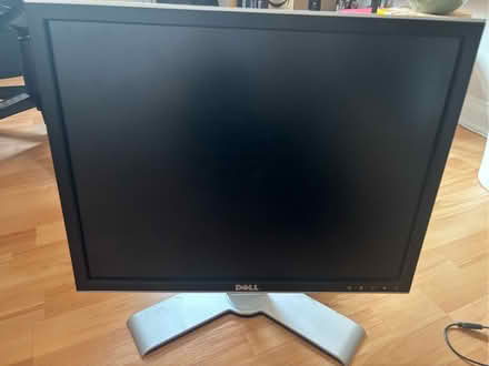 Photo of free Old 20inch Dell Monitor (ME10) #1