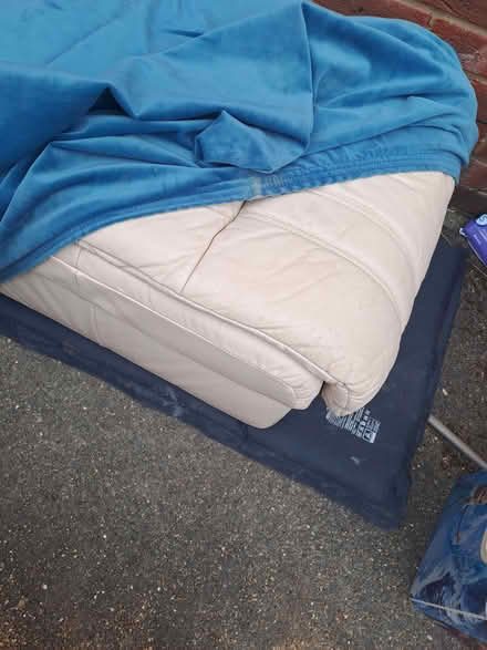 Photo of free Pouffe (Salph End MK41) #2