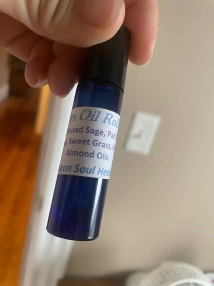 Photo of free Essential oil Blend (Winter Hill) #2