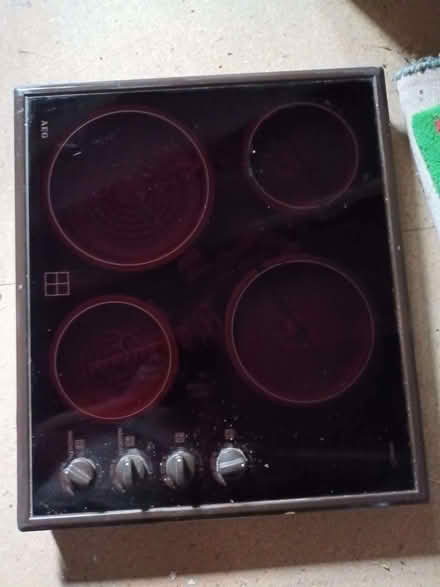 Photo of free ceramic hob (Bernards Heath AL3) #1