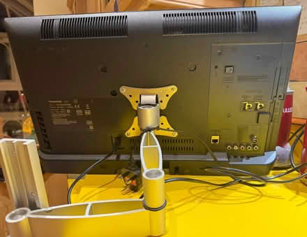 Photo of free Panasonic Television 21 inch (Notting Hill Gate W11) #2