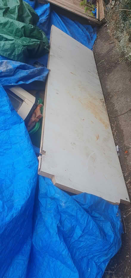 Photo of free Counter top, white boards, etc (Guildford GU2) #1