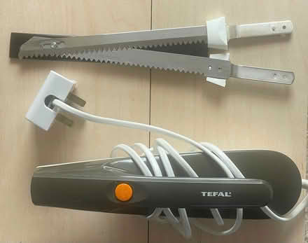 Photo of free Electric carving knife (Fishers Green SG1) #3