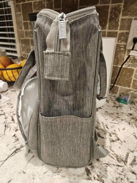 Photo of free Small diaper/bottle bag (Flemington NJ) #4