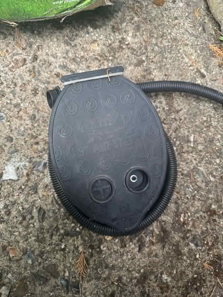 Photo of free Foot pump (Brookvale RG21) #1
