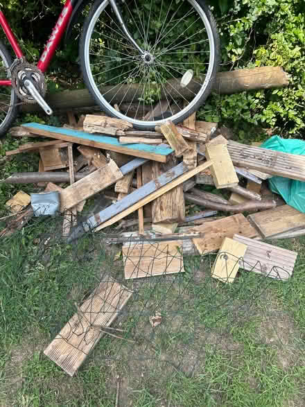 Photo of free Wood offcuts/bits and bobs (SP4) #1