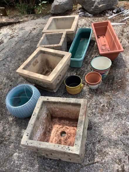 Photo of free Assortment of pots (Shorton TQ3) #3