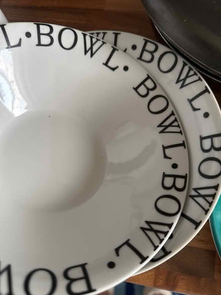 Photo of free Mix kitchen items (EH4) #1