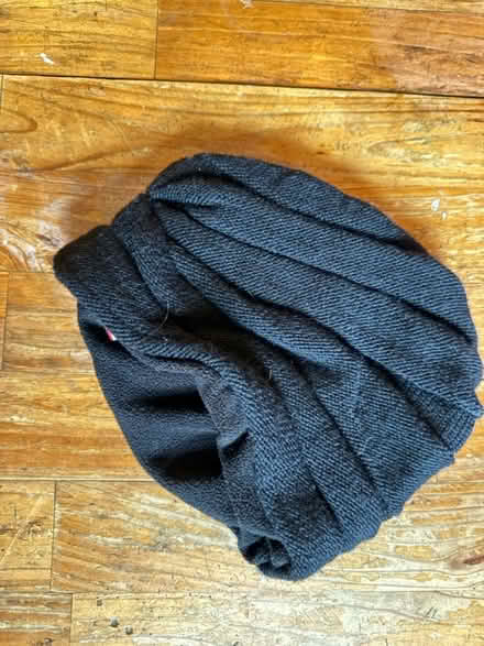 Photo of free winter hats/ gloves (Sunset park) #2
