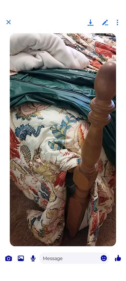 Photo of free Beautiful full bed room set (In lake City near 33rd Ave NE) #3