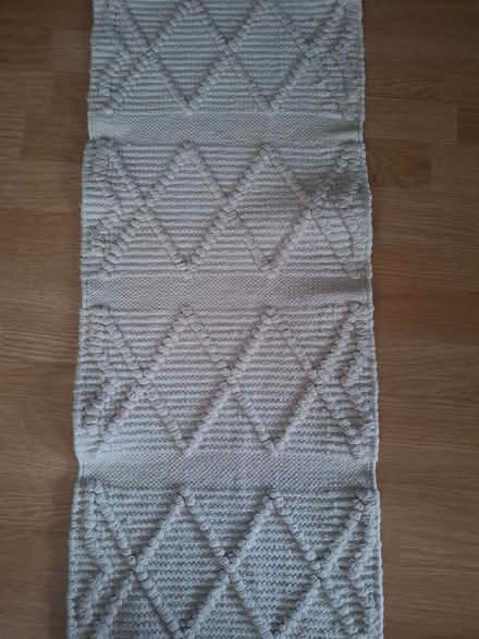 Photo of free Cream table runner (BT28) #1