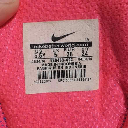 Photo of free Nike trainers (Parkstone, Poole, BH14) #4