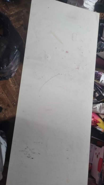 Photo of free desk need it gone today (St albans) #2