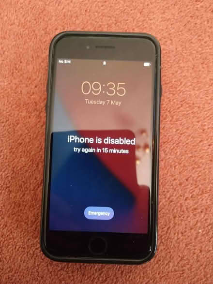 Photo of free iPhone 7 Passcode not known (B90 shirley) #1