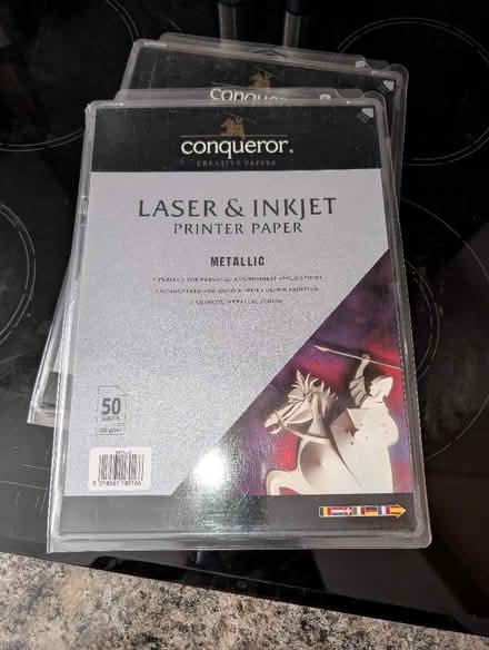 Photo of free Coloured paper card (AB22) #1