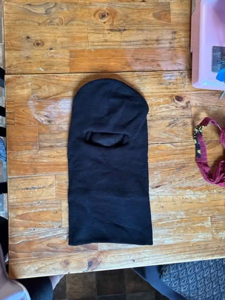 Photo of free winter hats/ gloves (Sunset park) #4
