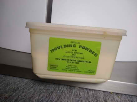 Photo of free Art moulding powder (Emsworth PO10) #1