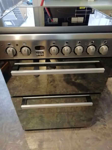 Photo of free 🧁 Indesit Electric Cooker – Double Oven & Ceramic Hob (Holmer Green HP15) #1