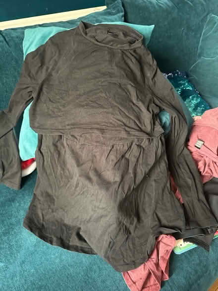 Photo of free Breastfeeding tops/dresses (Hampton TW12) #3